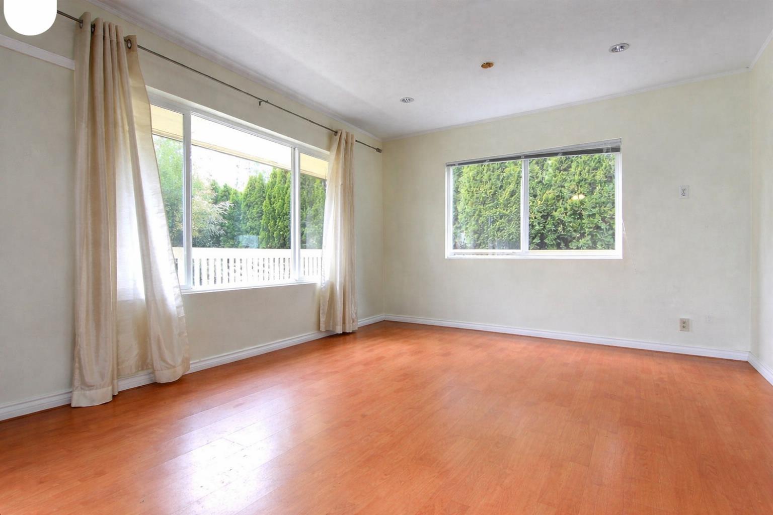 13475 Hilton Road Property Photo 4