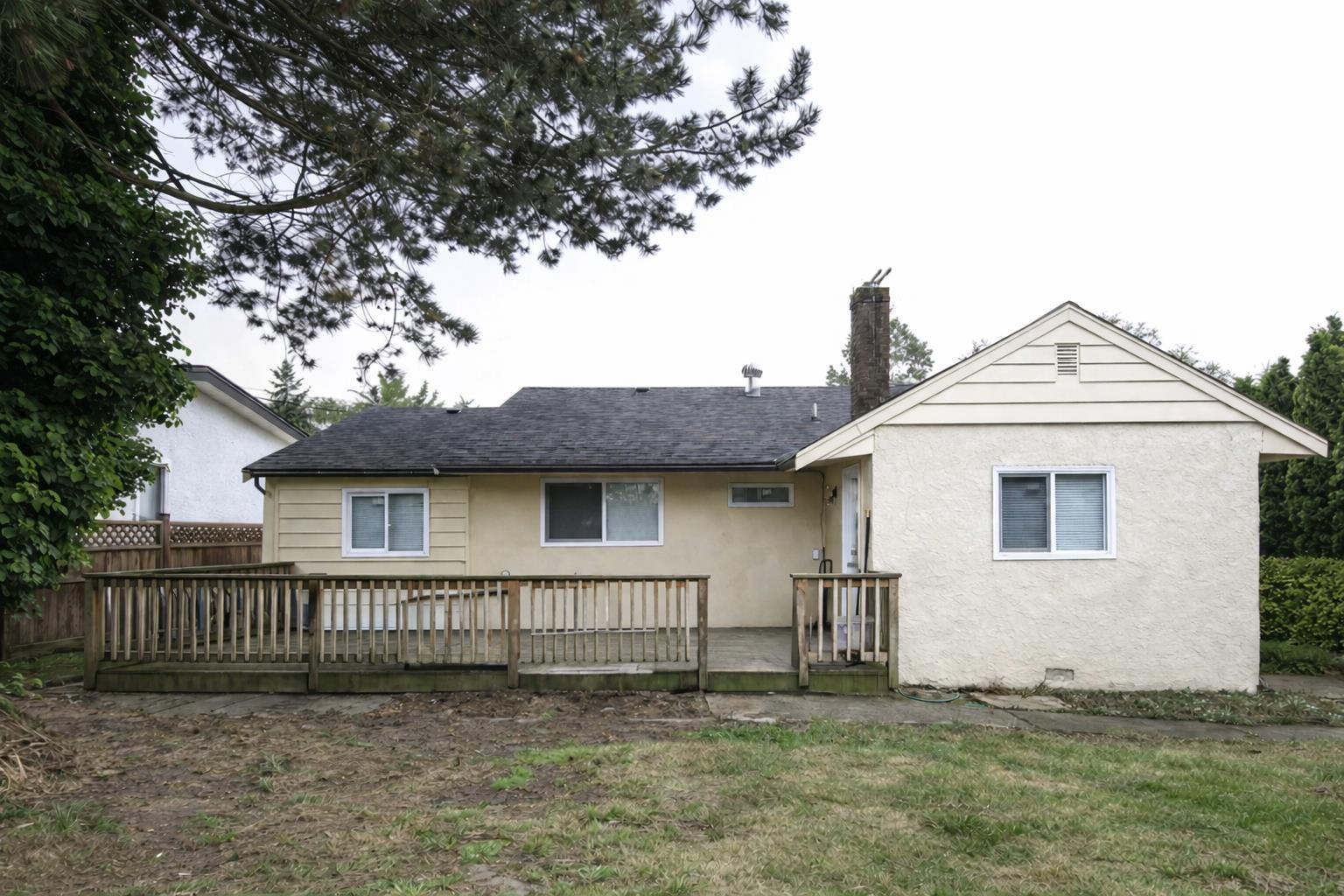 13475 Hilton Road Property Photo 13