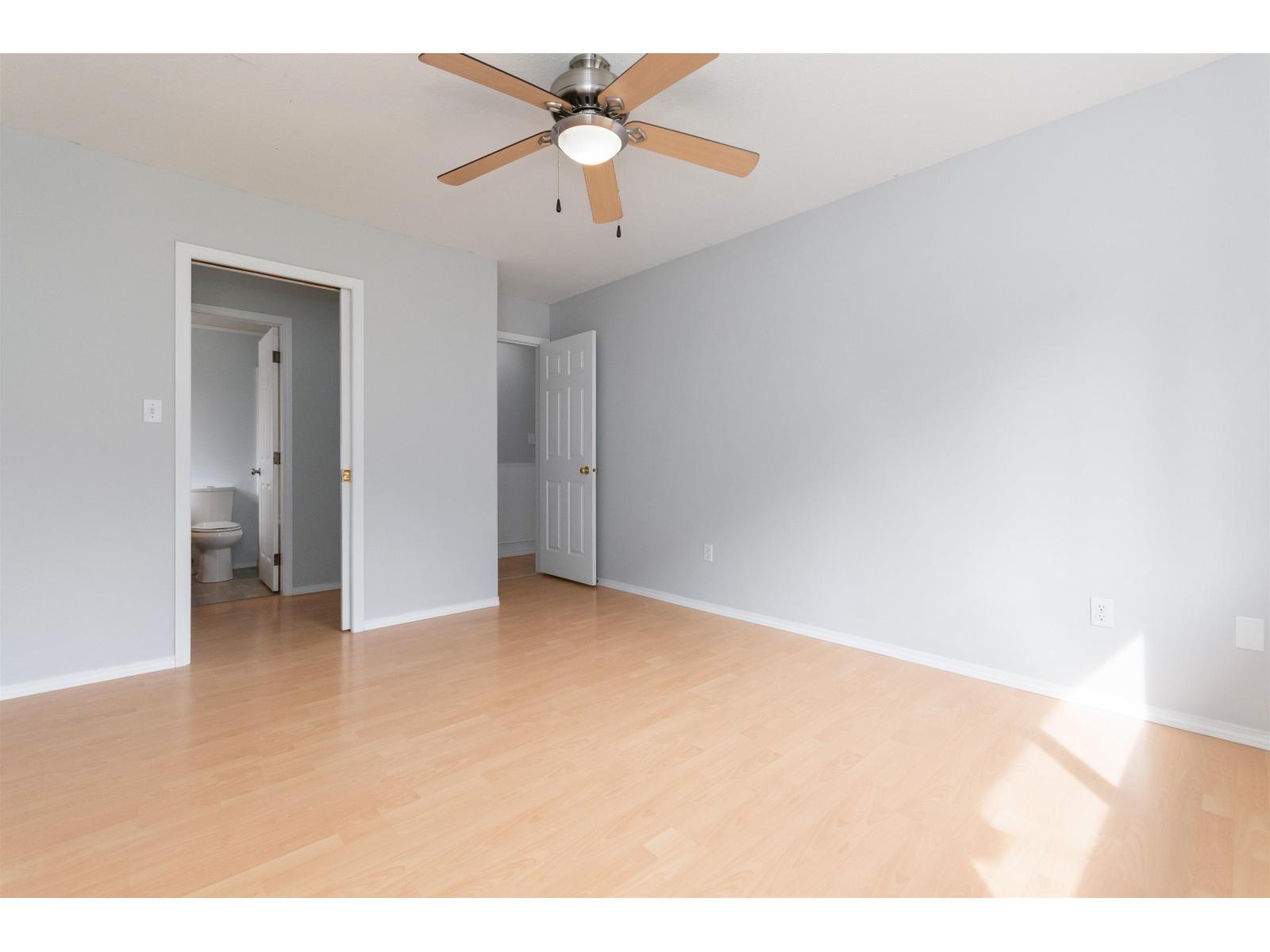 574 Park Street Property Photo 25