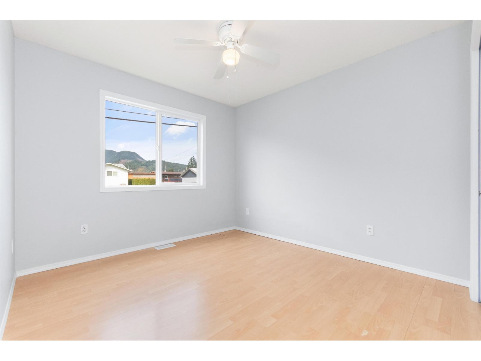 574 Park Street Property Photo 26