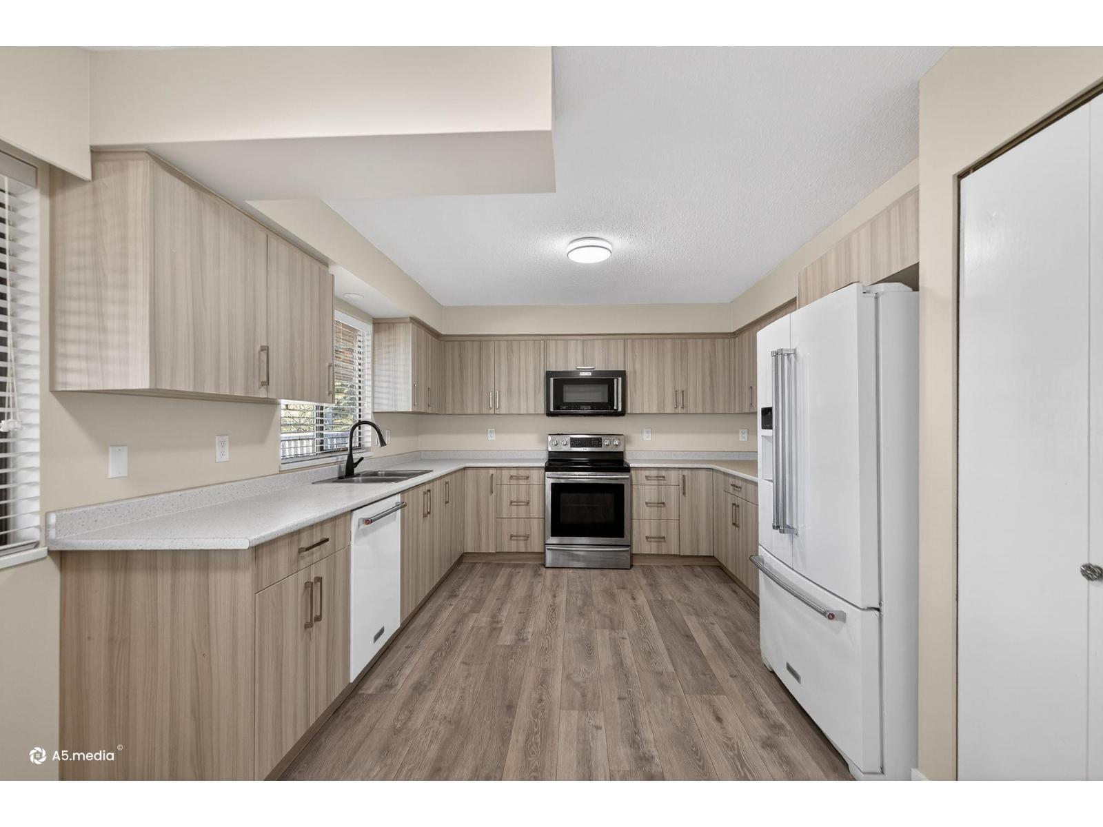 14085 114a Avenue Property Photo 11