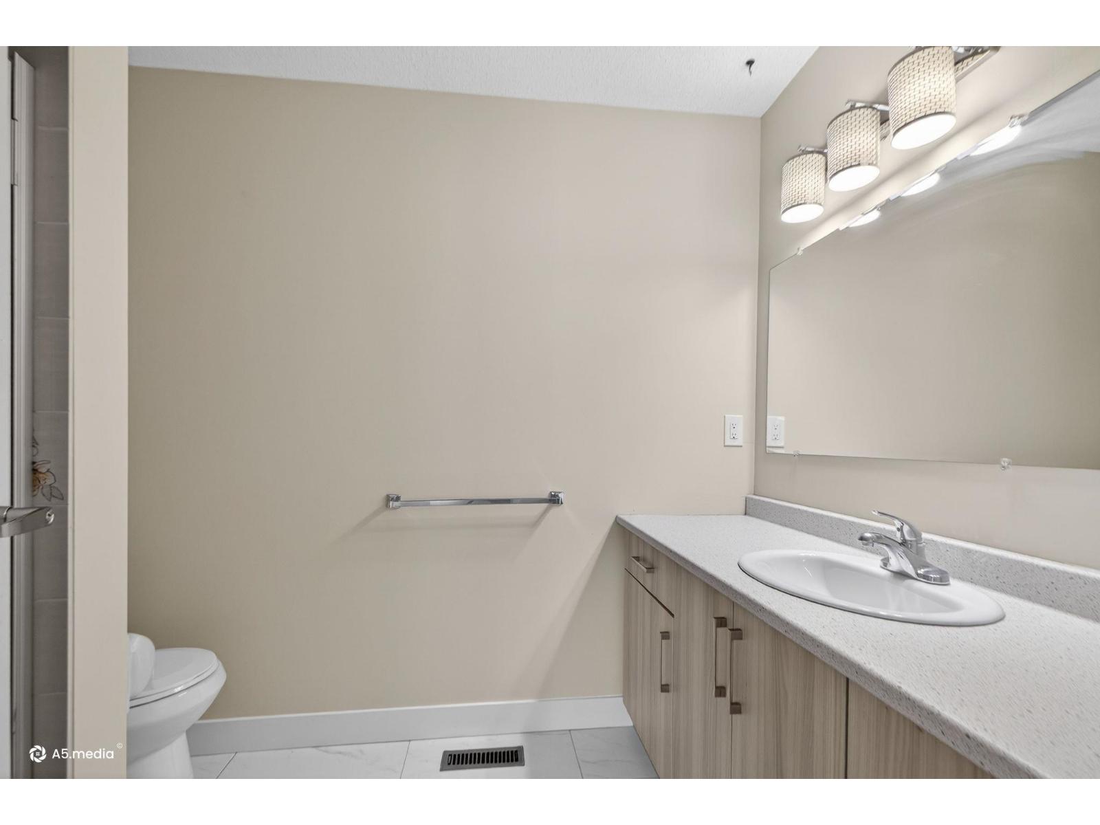 14085 114a Avenue Property Photo 25
