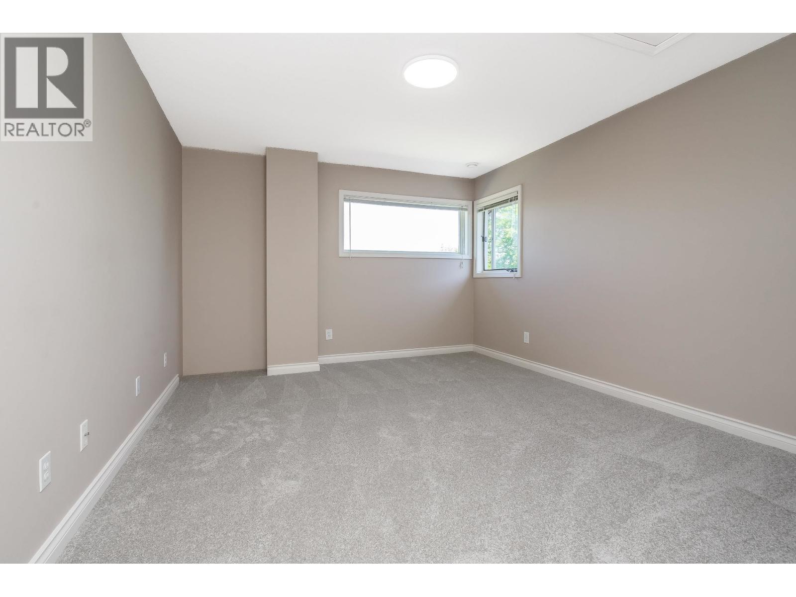 6247 Crescent Place Property Photo 30