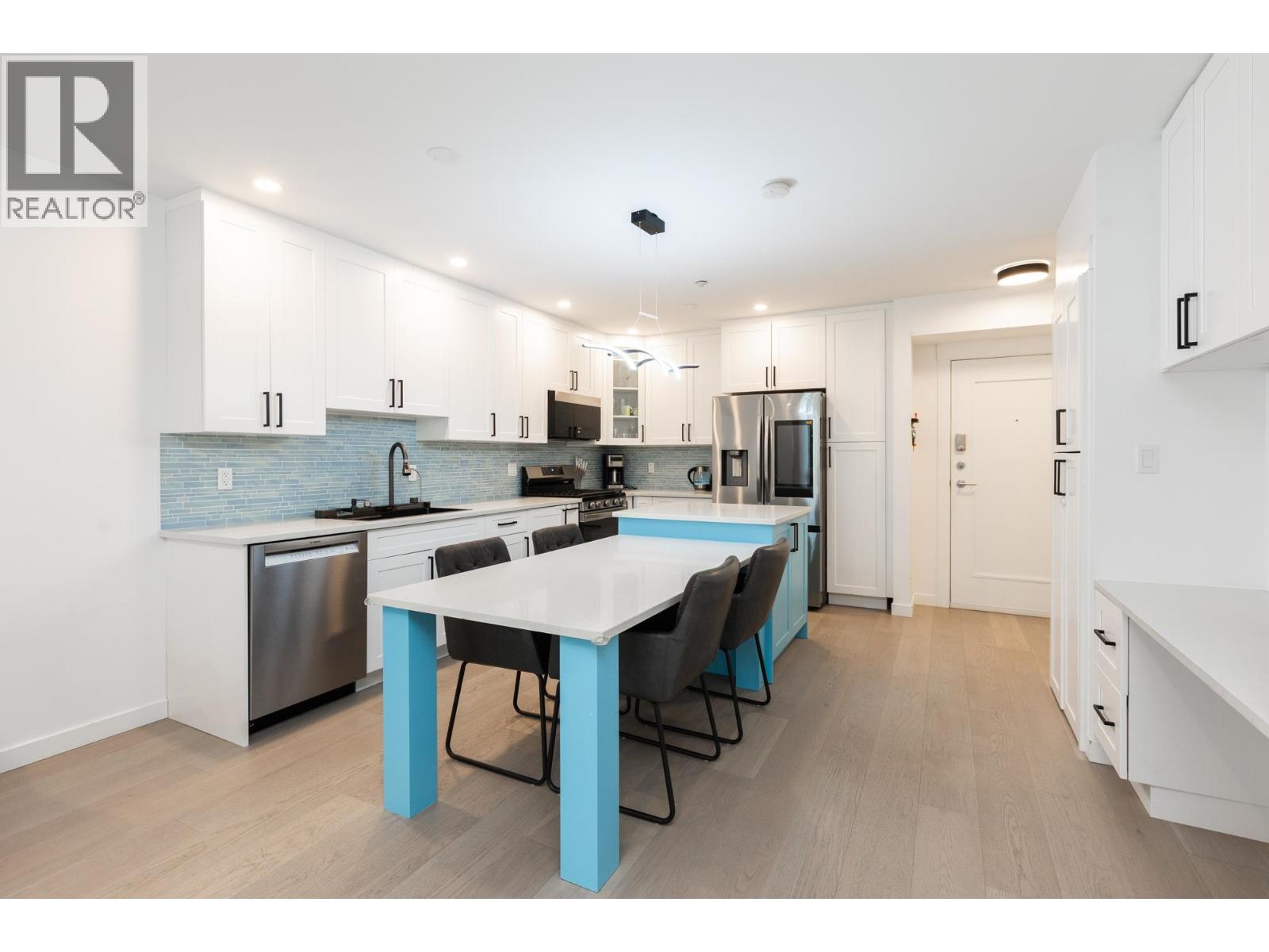 203 1315 56 Street Property Photo 5