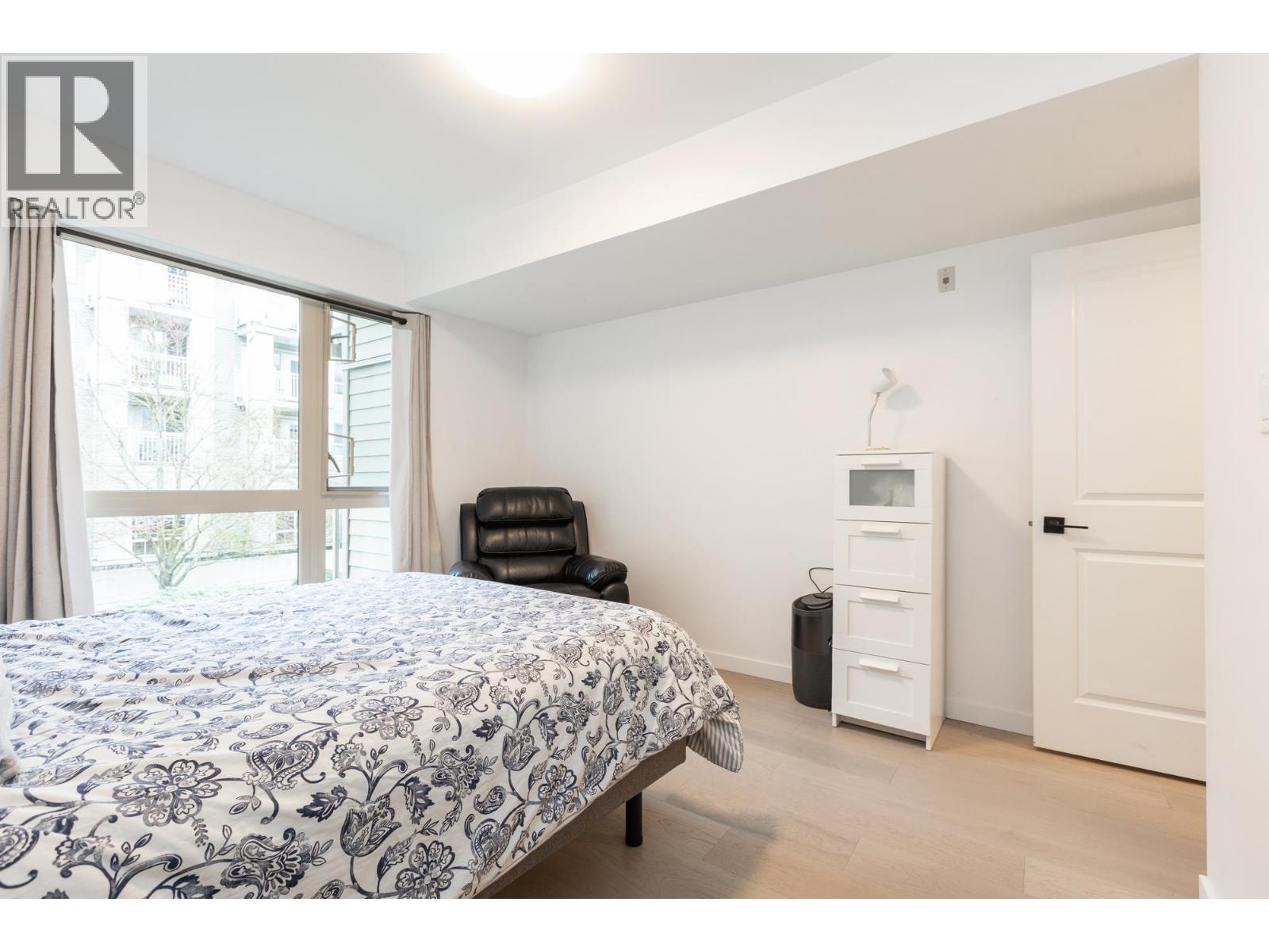 203 1315 56 Street Property Photo 12