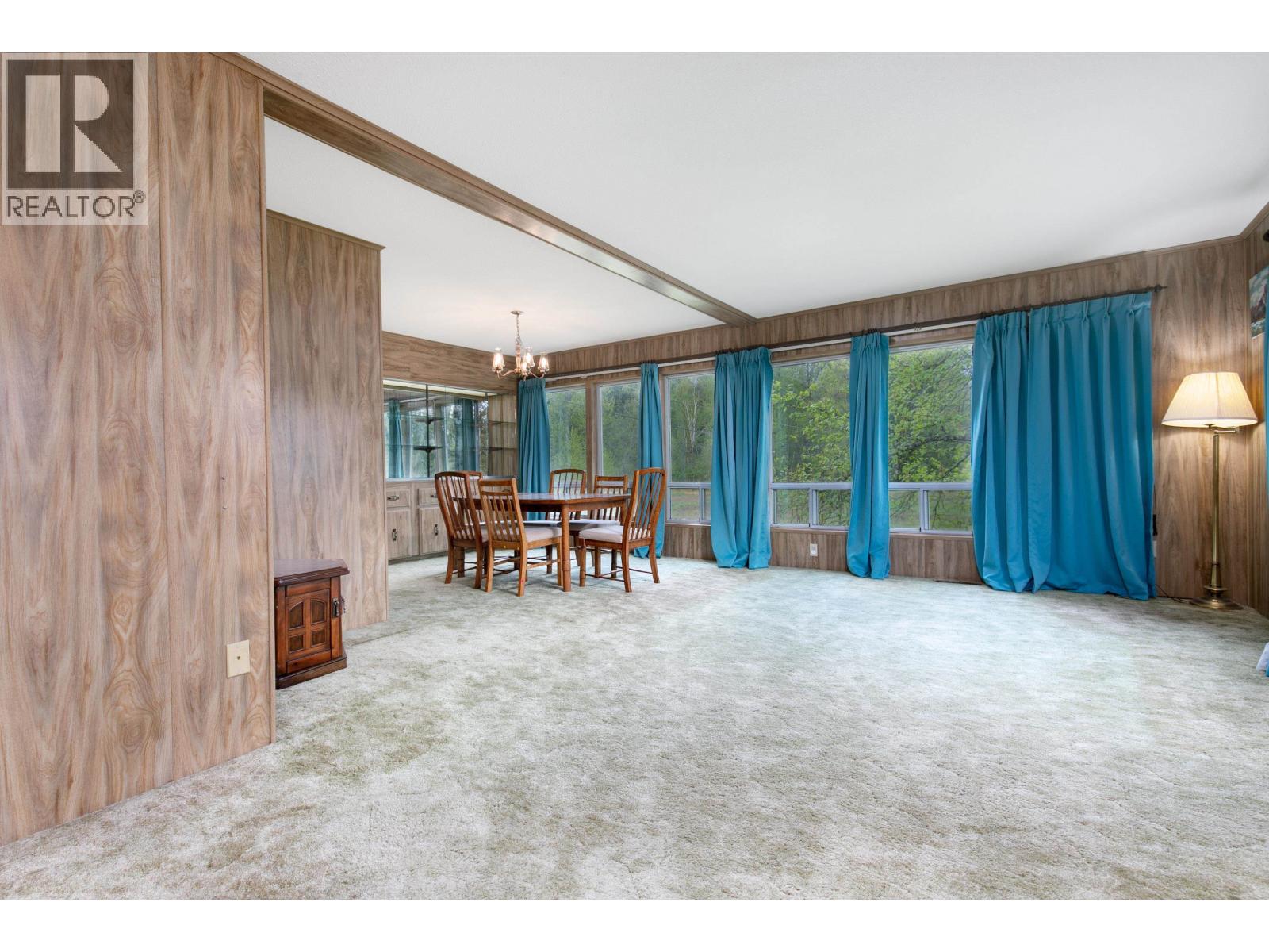 1691 Highway 99 Property Photo 15