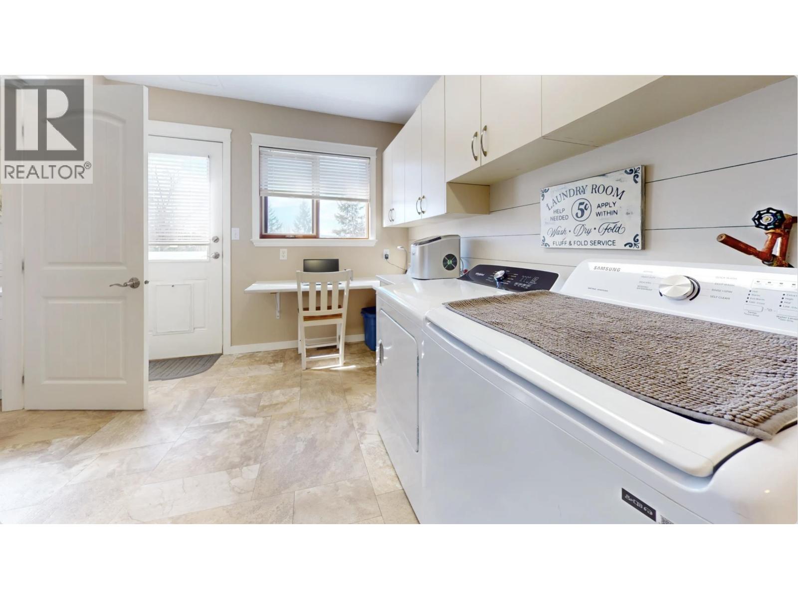 5028 Mein Road Property Photo 8