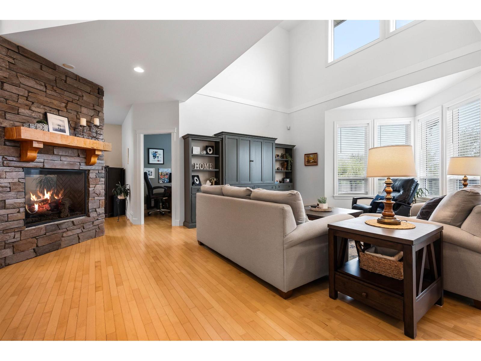 46052 Bridle Ridge Crescent Property Photo 7