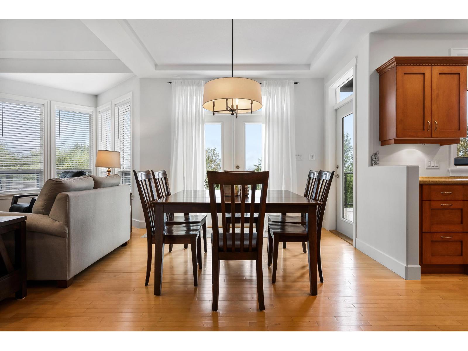 46052 Bridle Ridge Crescent Property Photo 12