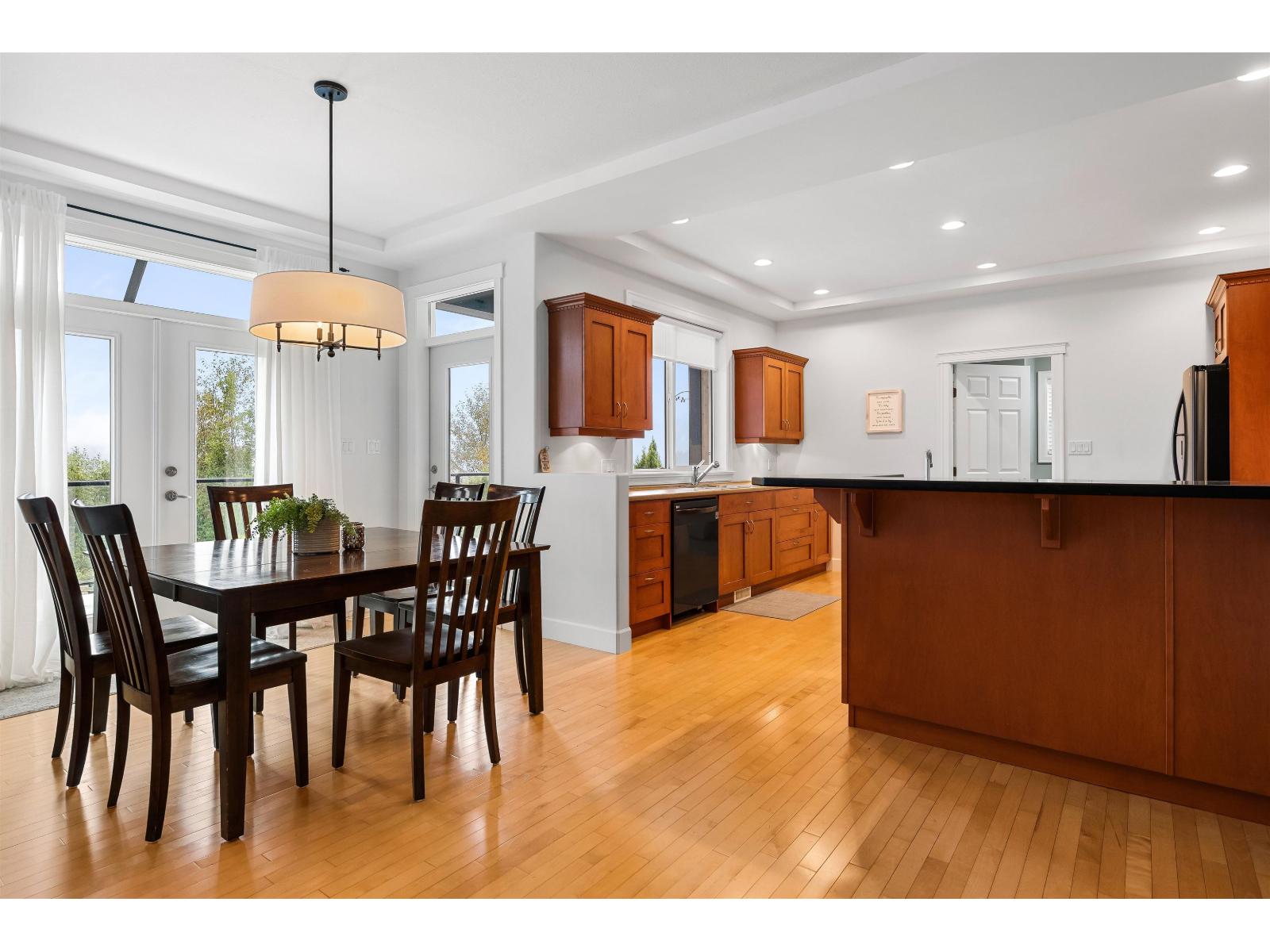 46052 Bridle Ridge Crescent Property Photo 13