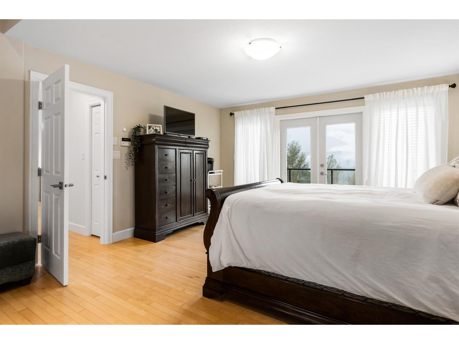 46052 Bridle Ridge Crescent Property Photo 23