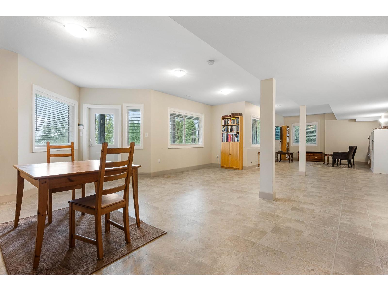 46052 Bridle Ridge Crescent Property Photo 30