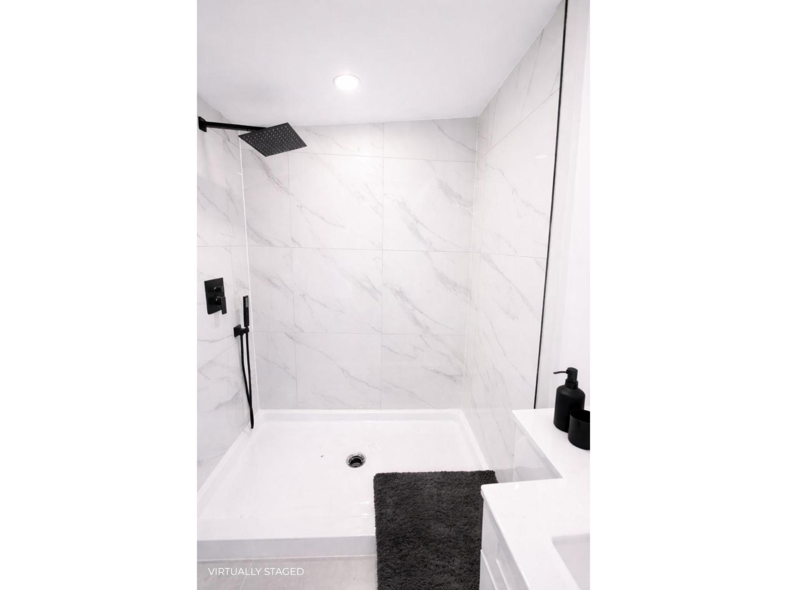 6 6571 King George Boulevard Property Photo 7