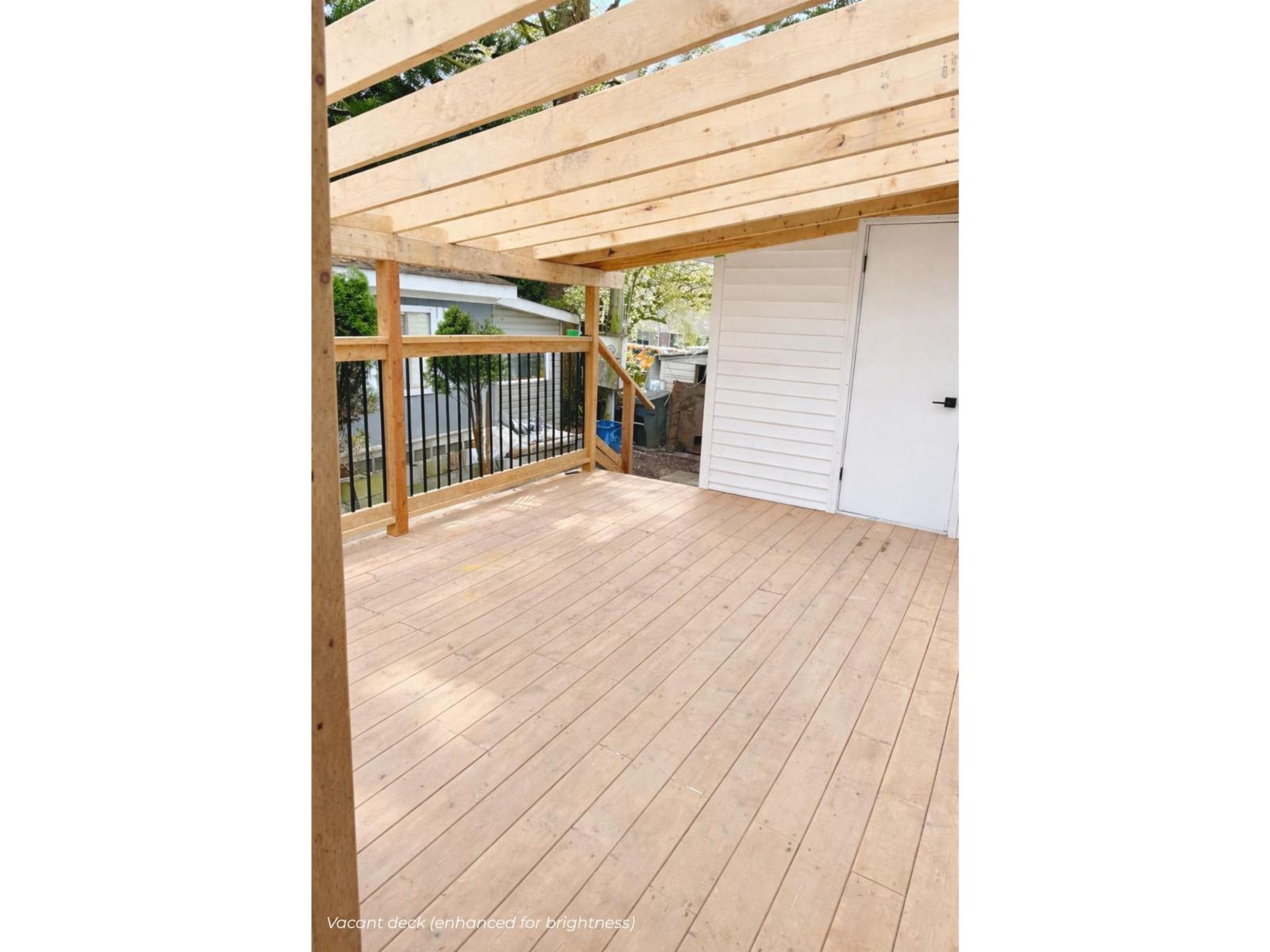 6 6571 King George Boulevard Property Photo 13