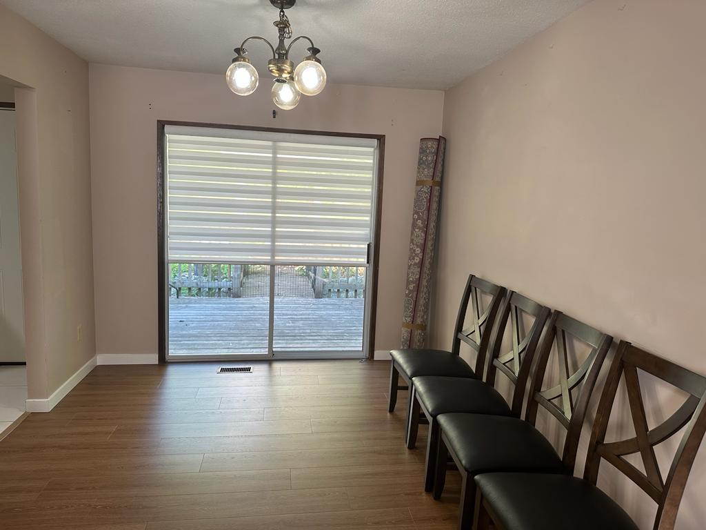 3273 Cheam Drive Property Photo 2
