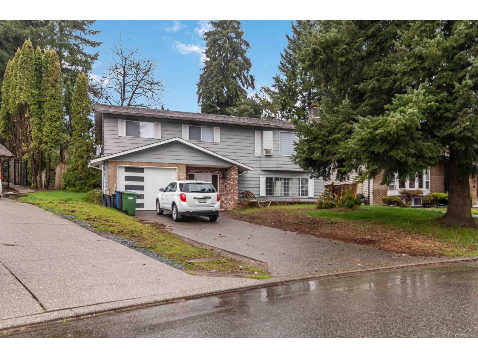3273 Cheam Drive Property Photo 3