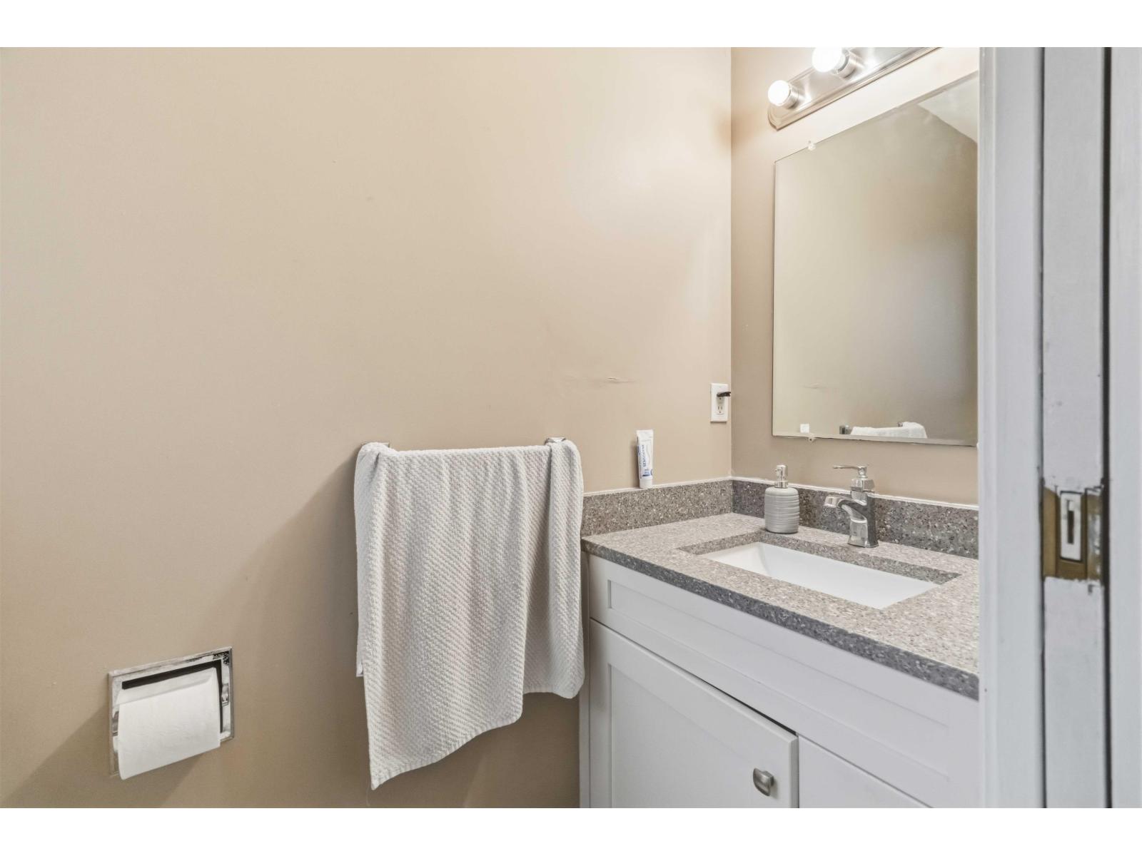 3273 Cheam Drive Property Photo 17