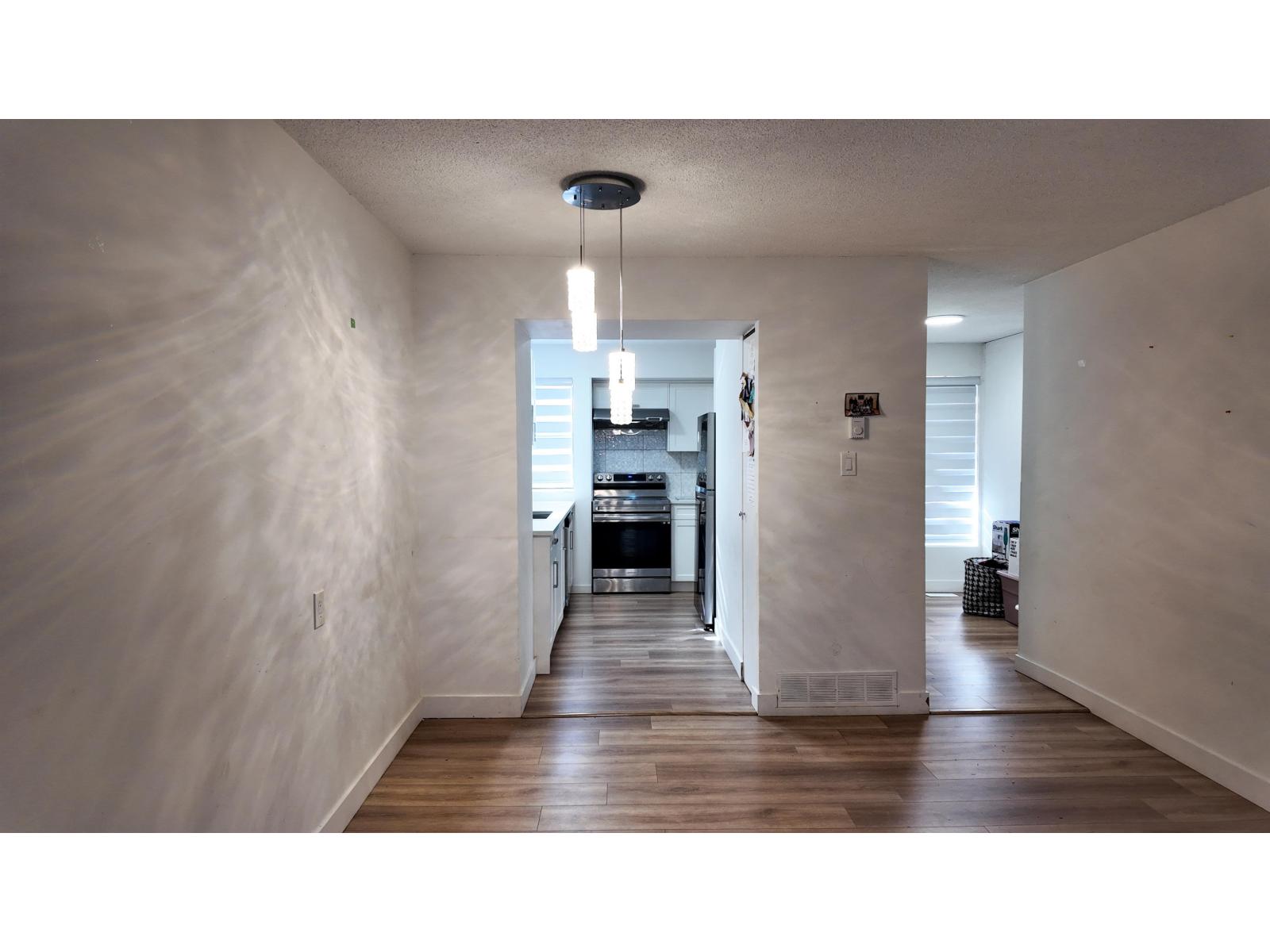 89 13776 Central Avenue Property Photo 2