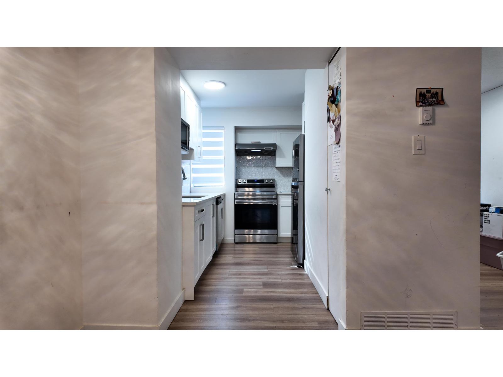 89 13776 Central Avenue Property Photo 3