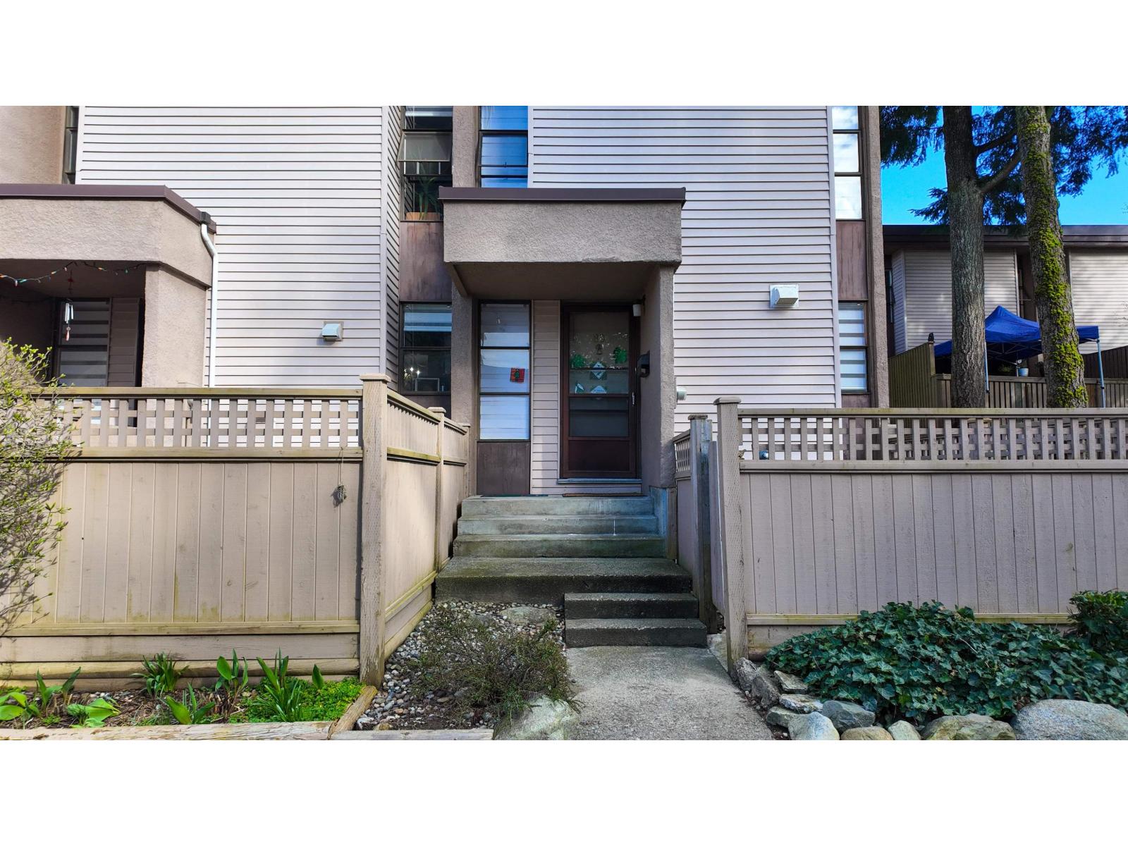 89 13776 Central Avenue Property Photo 11