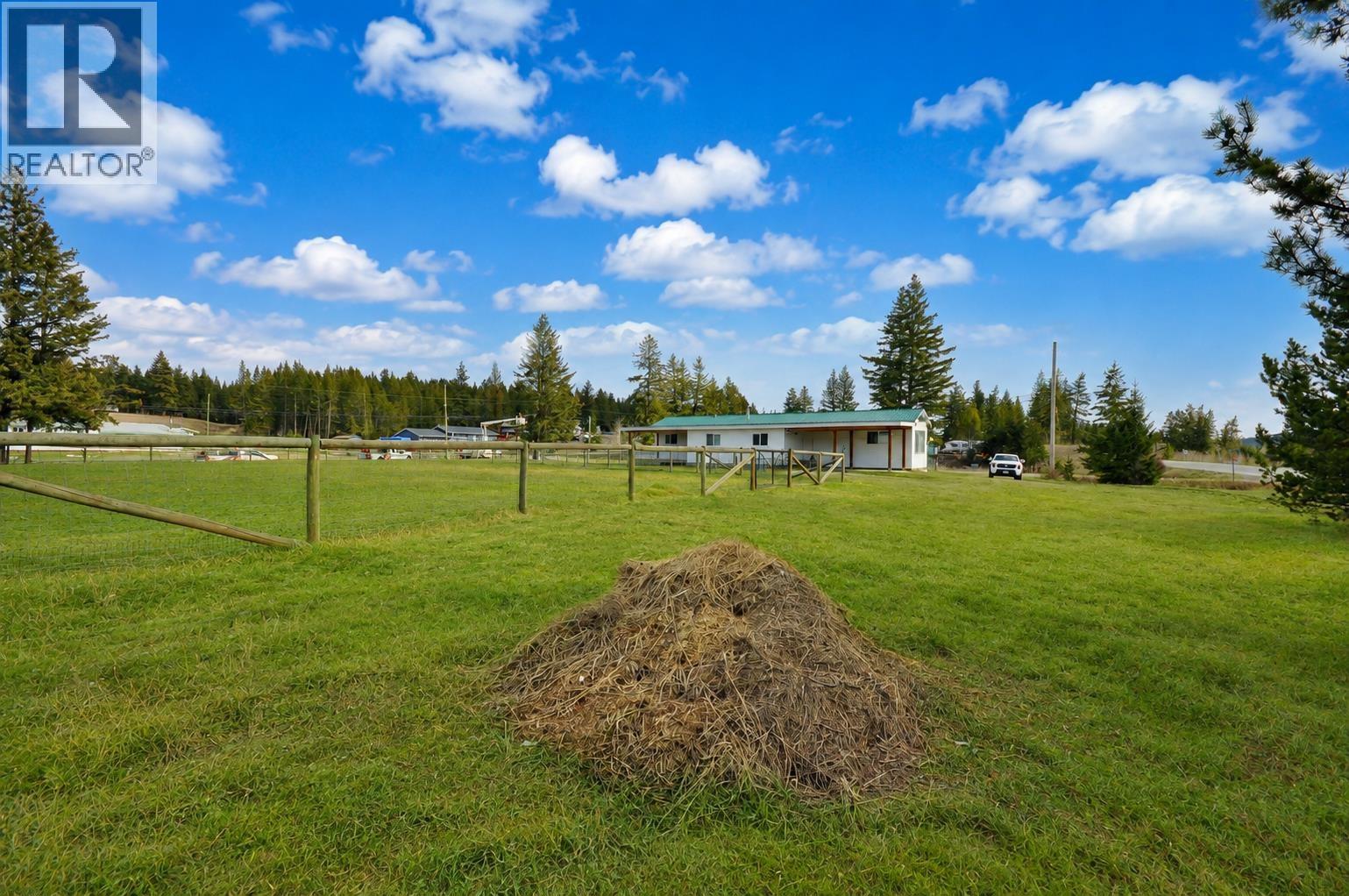 3238 Hinsche Road Property Photo 4