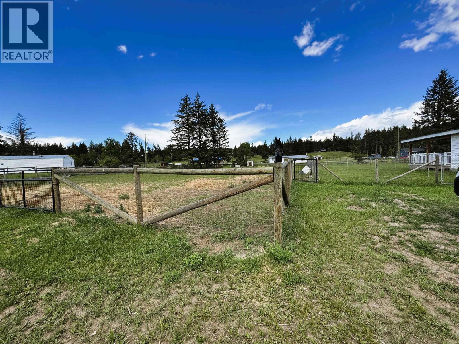 3238 Hinsche Road Property Photo 7