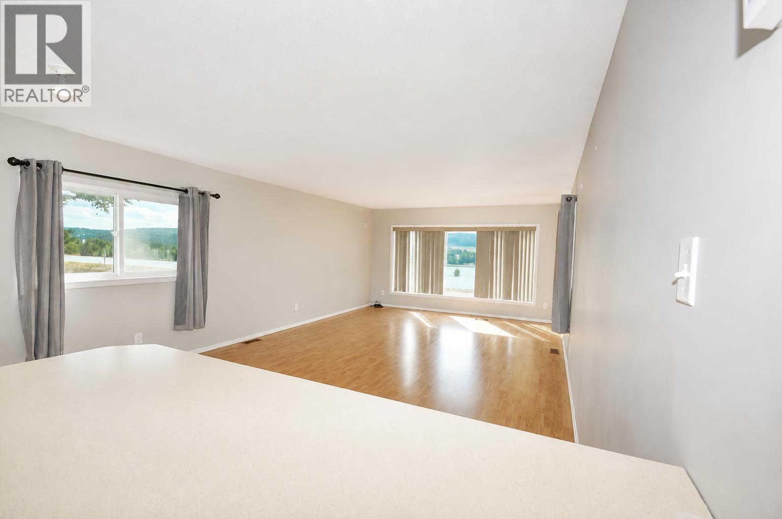3238 Hinsche Road Property Photo 13