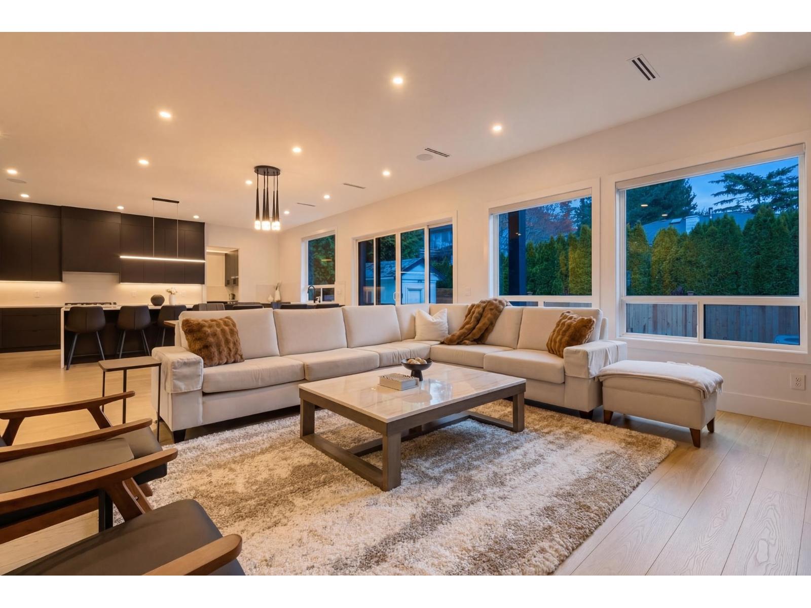 13125 14 Avenue Property Photo 14