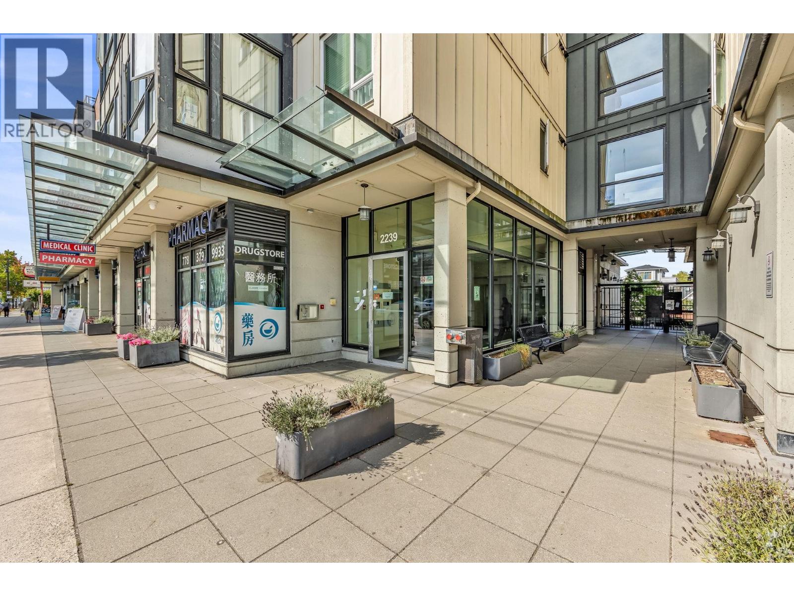 55 2239 KINGSWAY