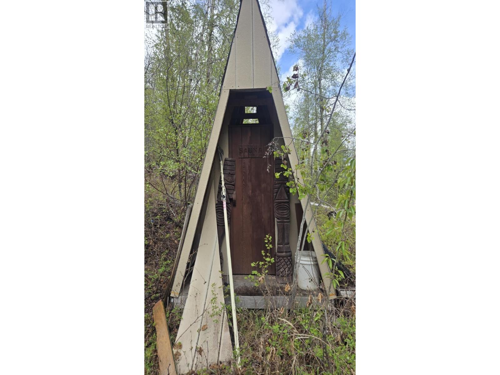5858 Mahood Lake Road Property Photo 7