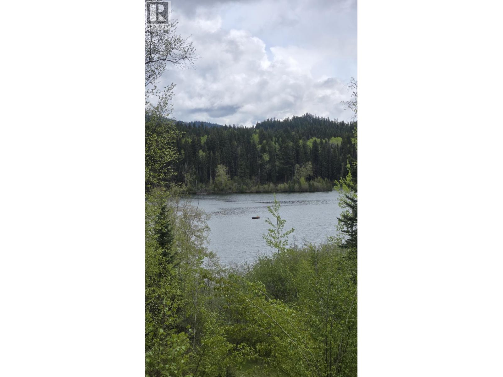 5858 Mahood Lake Road Property Photo 9