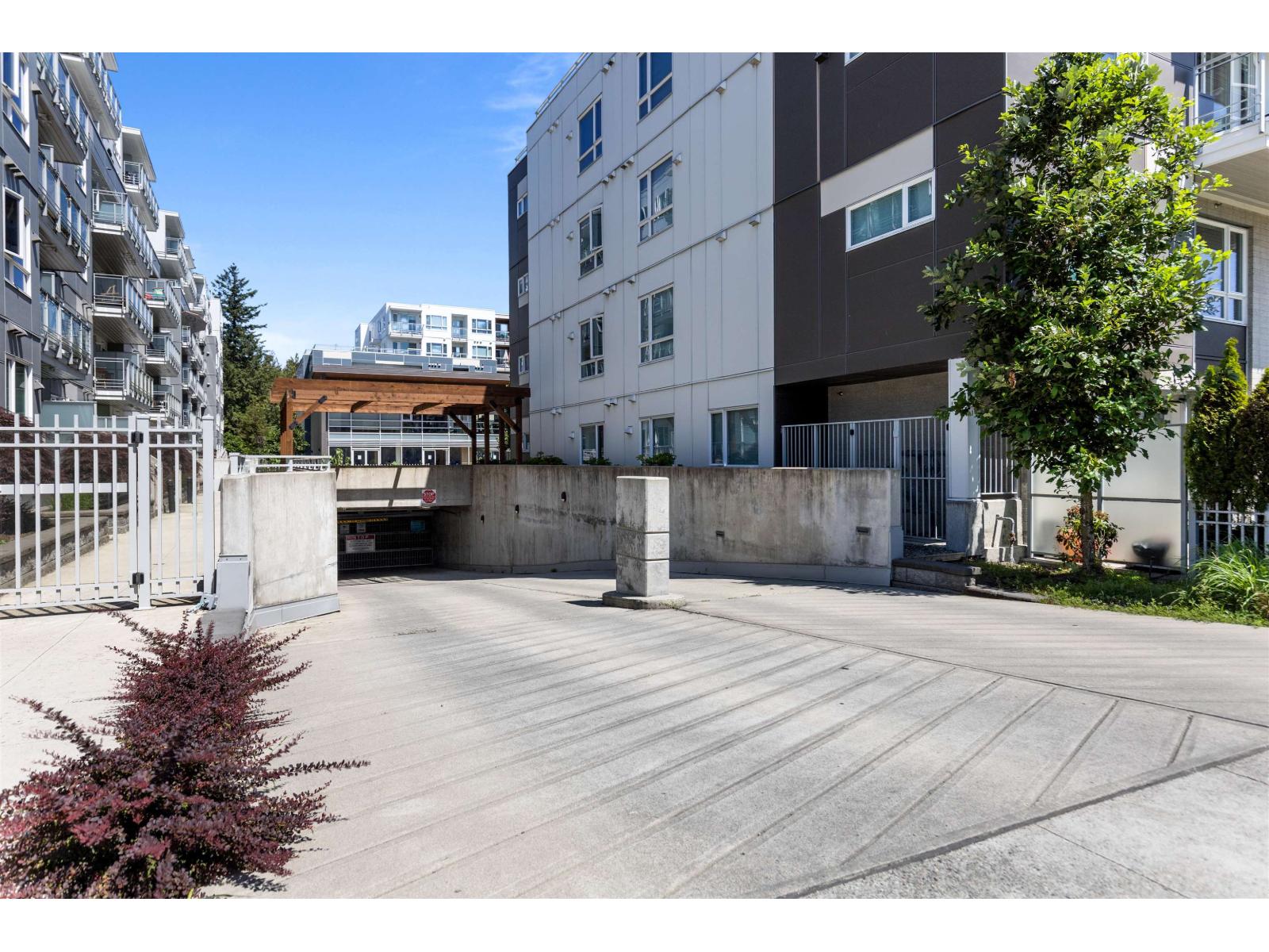 224 13963 105 Boulevard Property Photo 14