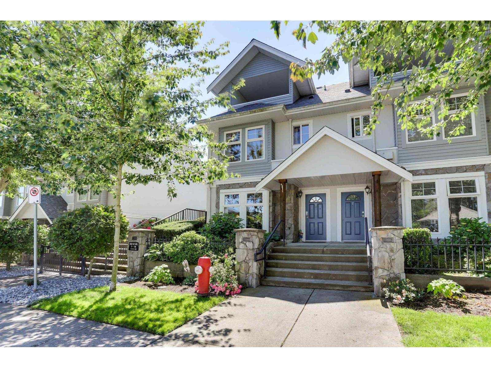1 15432 16a Avenue Property Photo 1