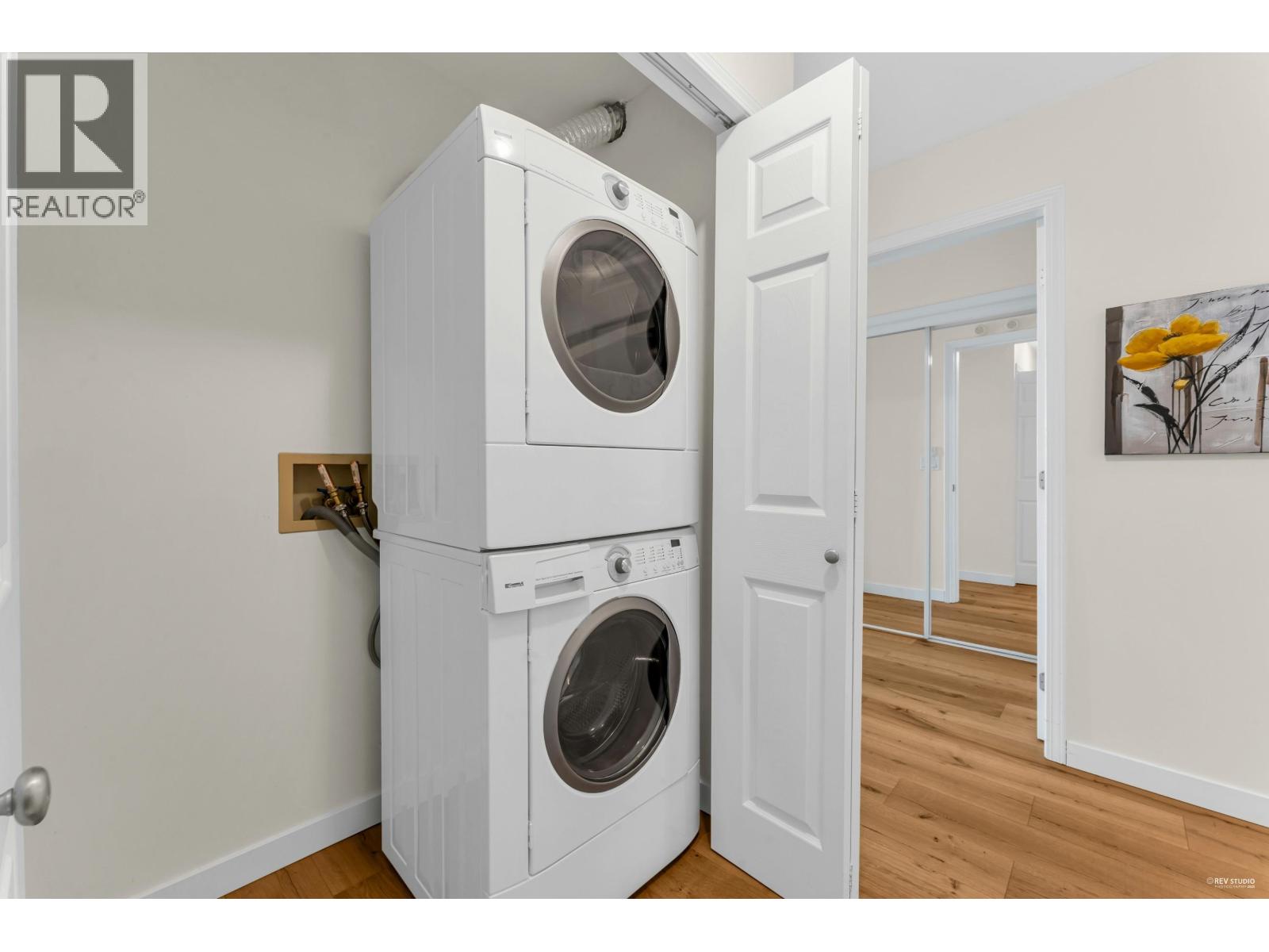 302 4758 53 Street Property Photo 17