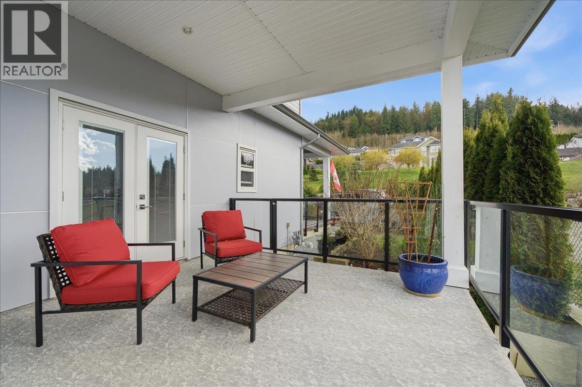 25507 Bosonworth Avenue Property Photo 17