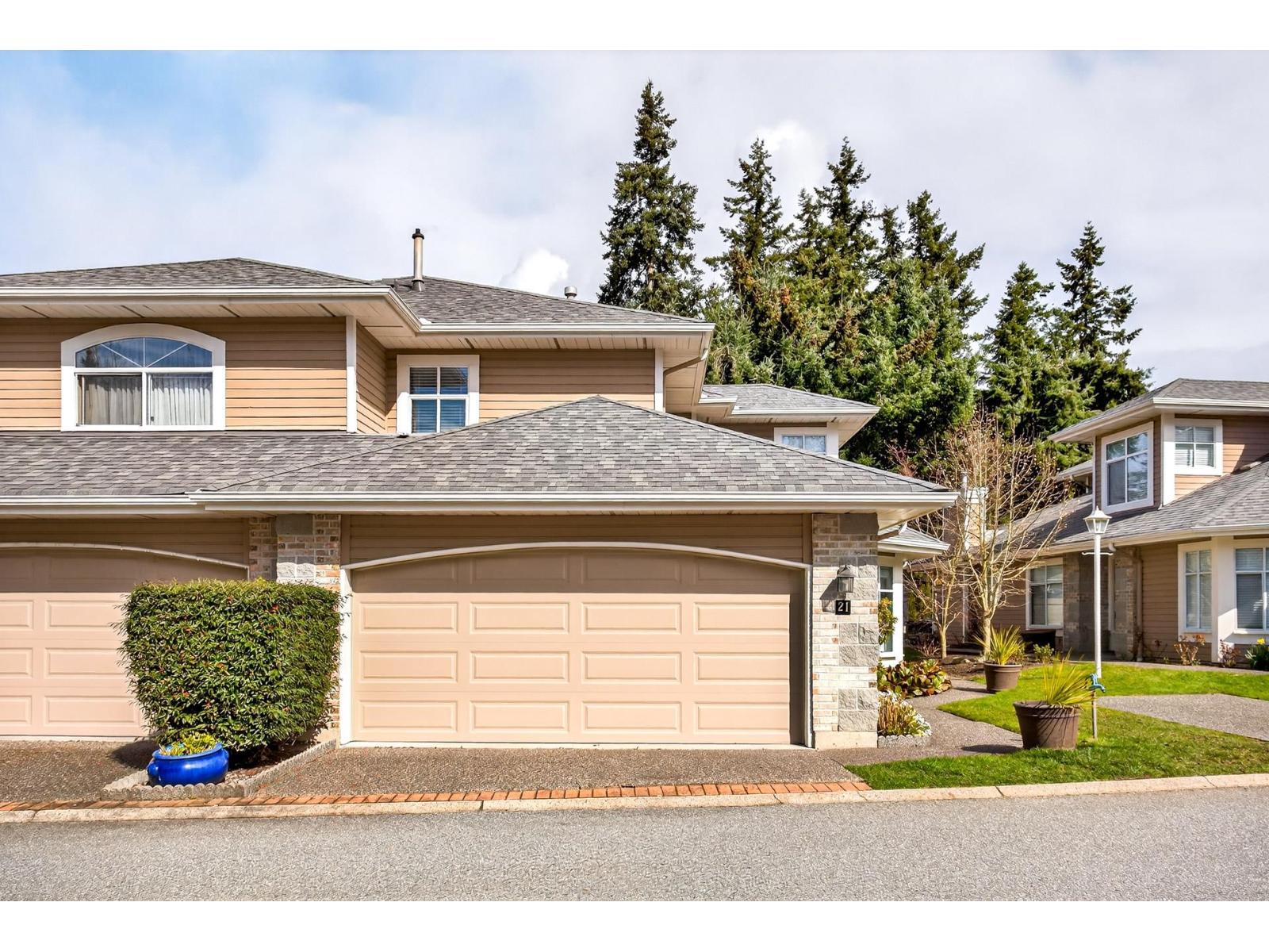21 15273 24 Avenue Property Photo 2