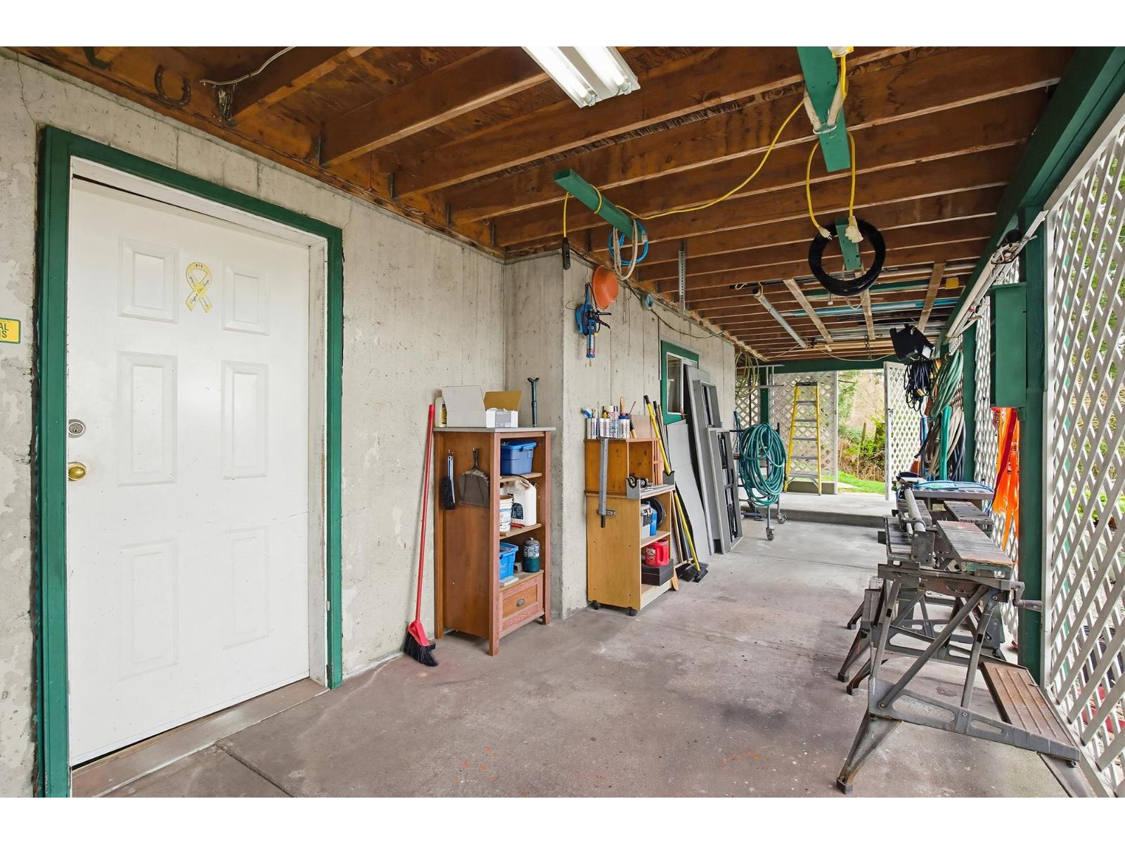 30199 Silverdale Avenue Property Photo 39