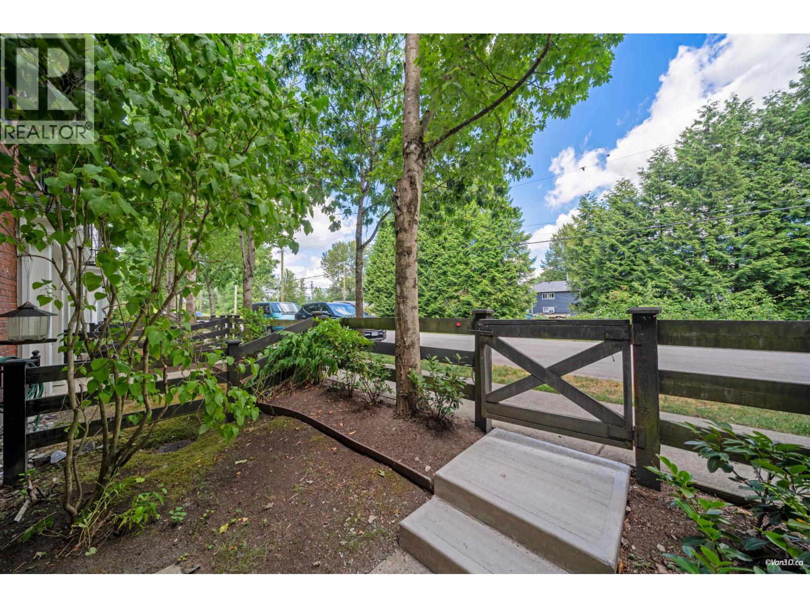 58 19572 Fraser Way Property Photo 3