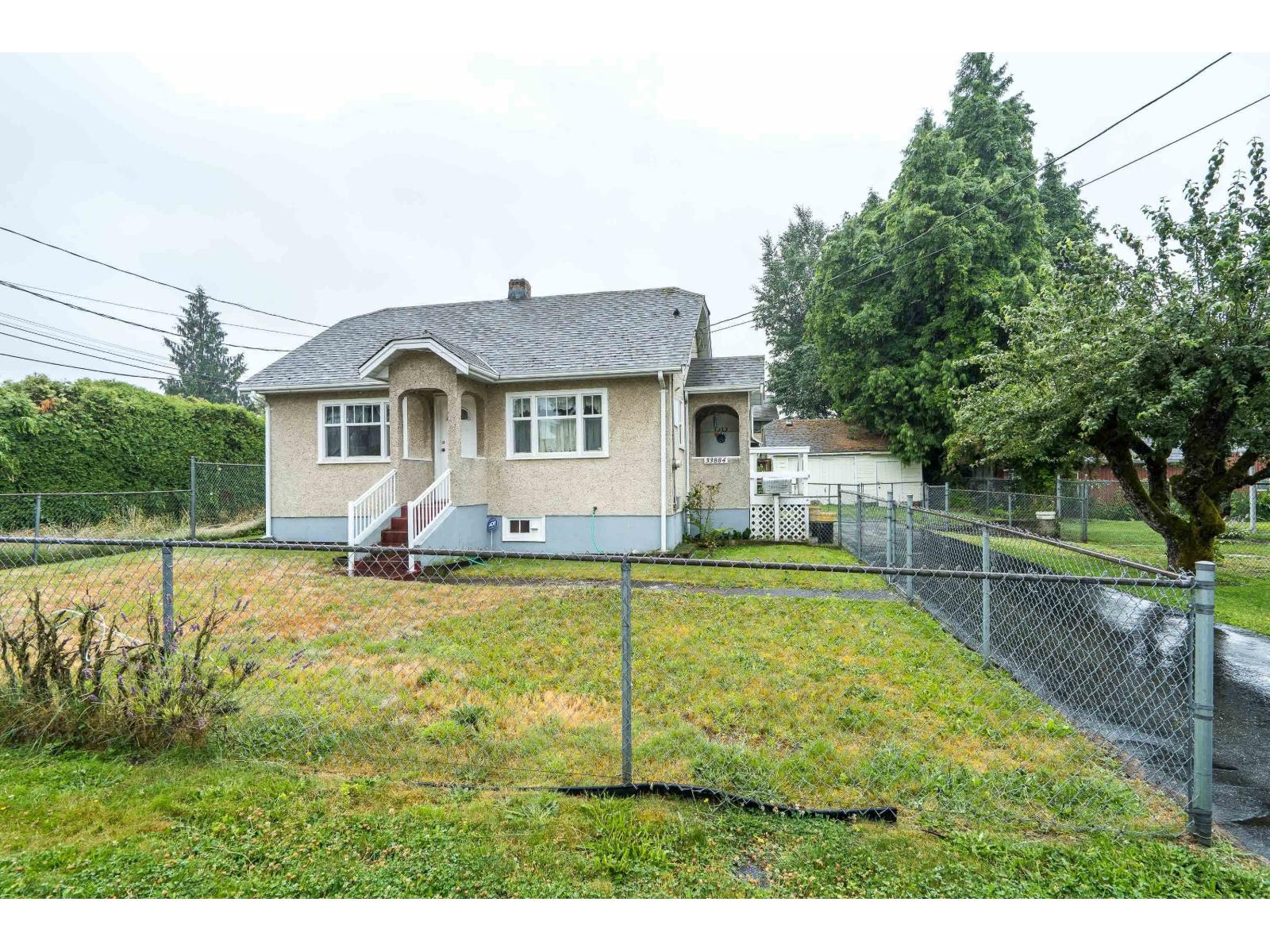33884 Mayfair Avenue Property Photo 3