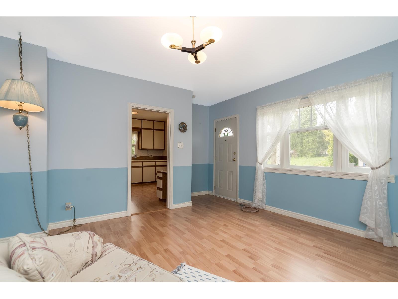 33884 Mayfair Avenue Property Photo 6