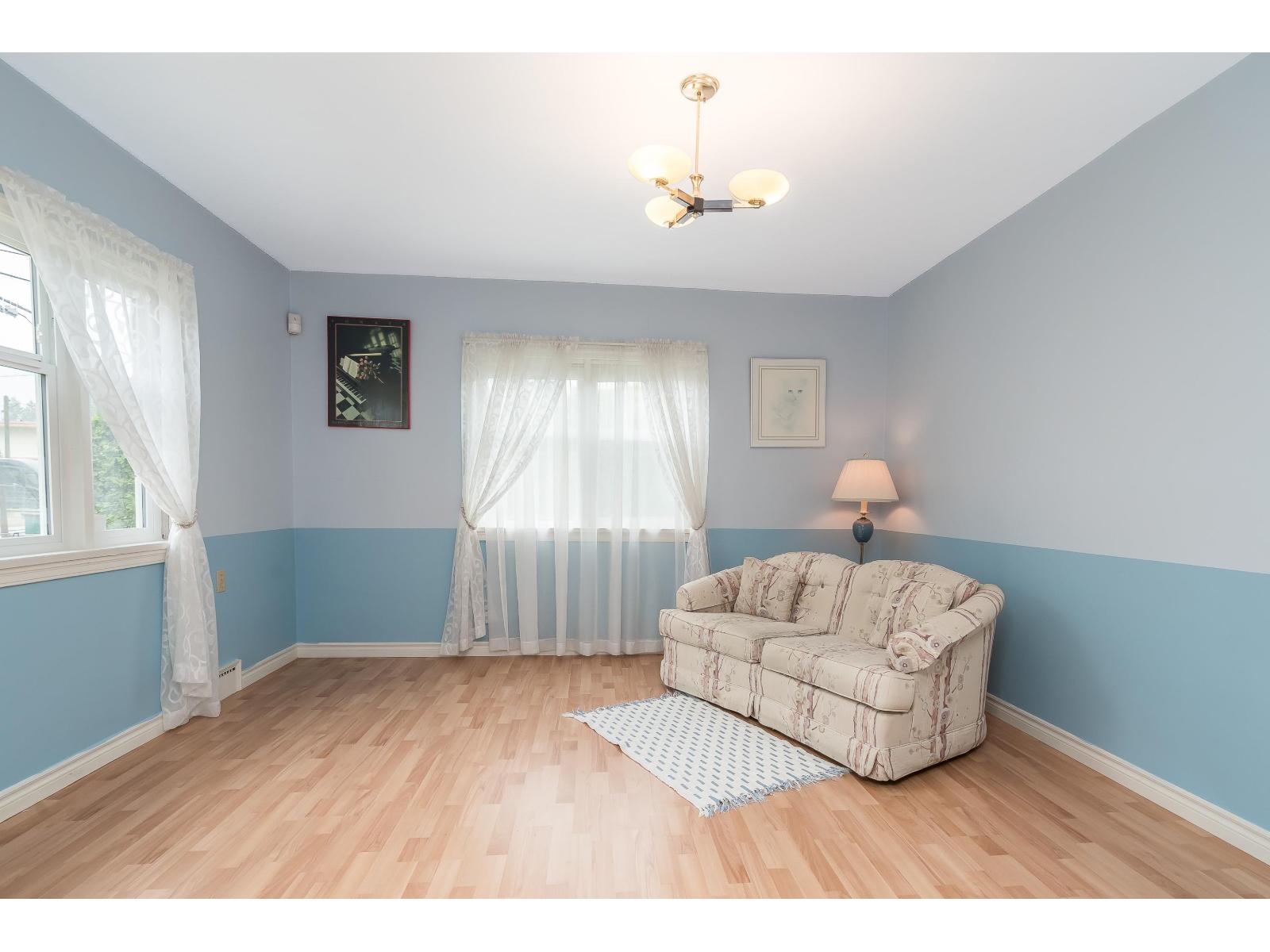 33884 Mayfair Avenue Property Photo 7