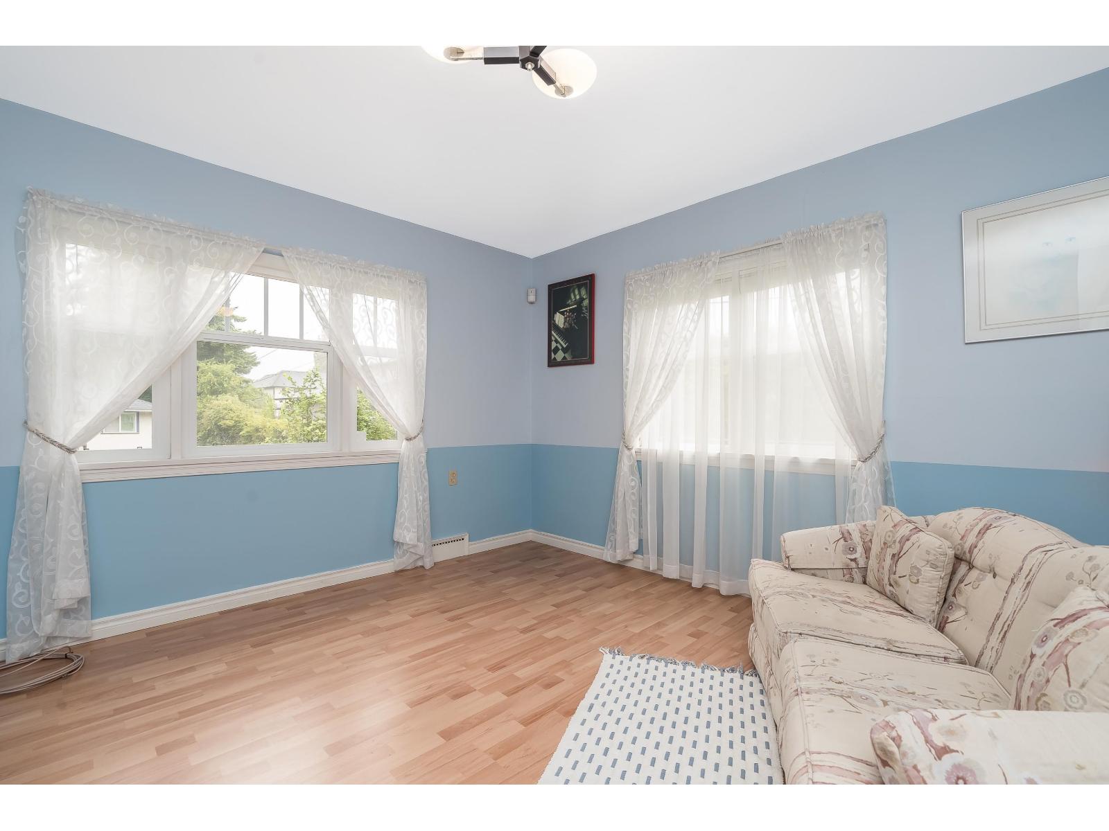 33884 Mayfair Avenue Property Photo 8