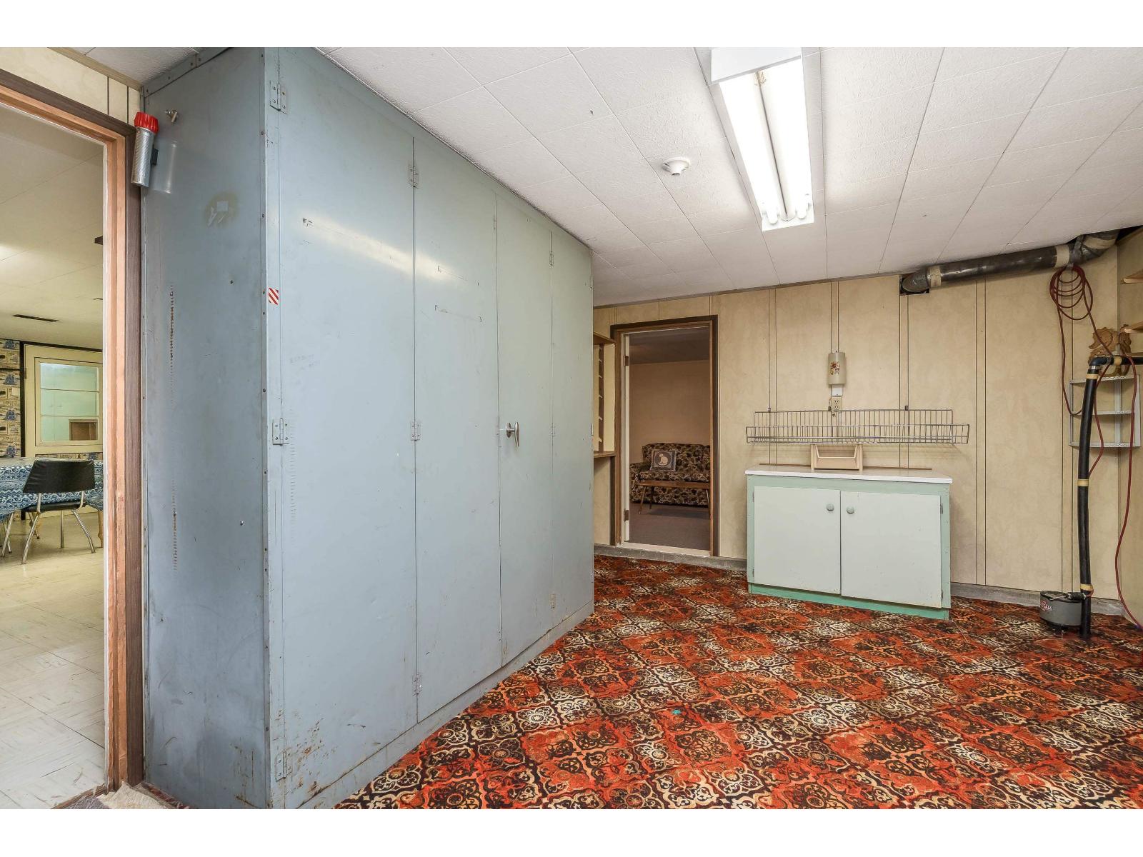 2084 Hollyberry Court Property Photo 35