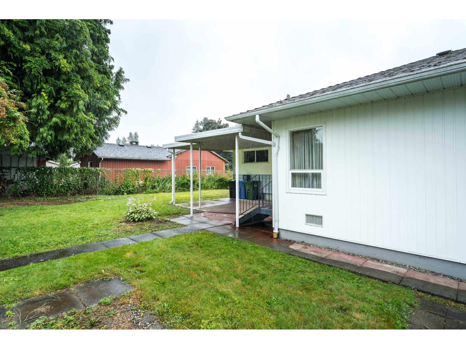 2084 Hollyberry Court Property Photo 36
