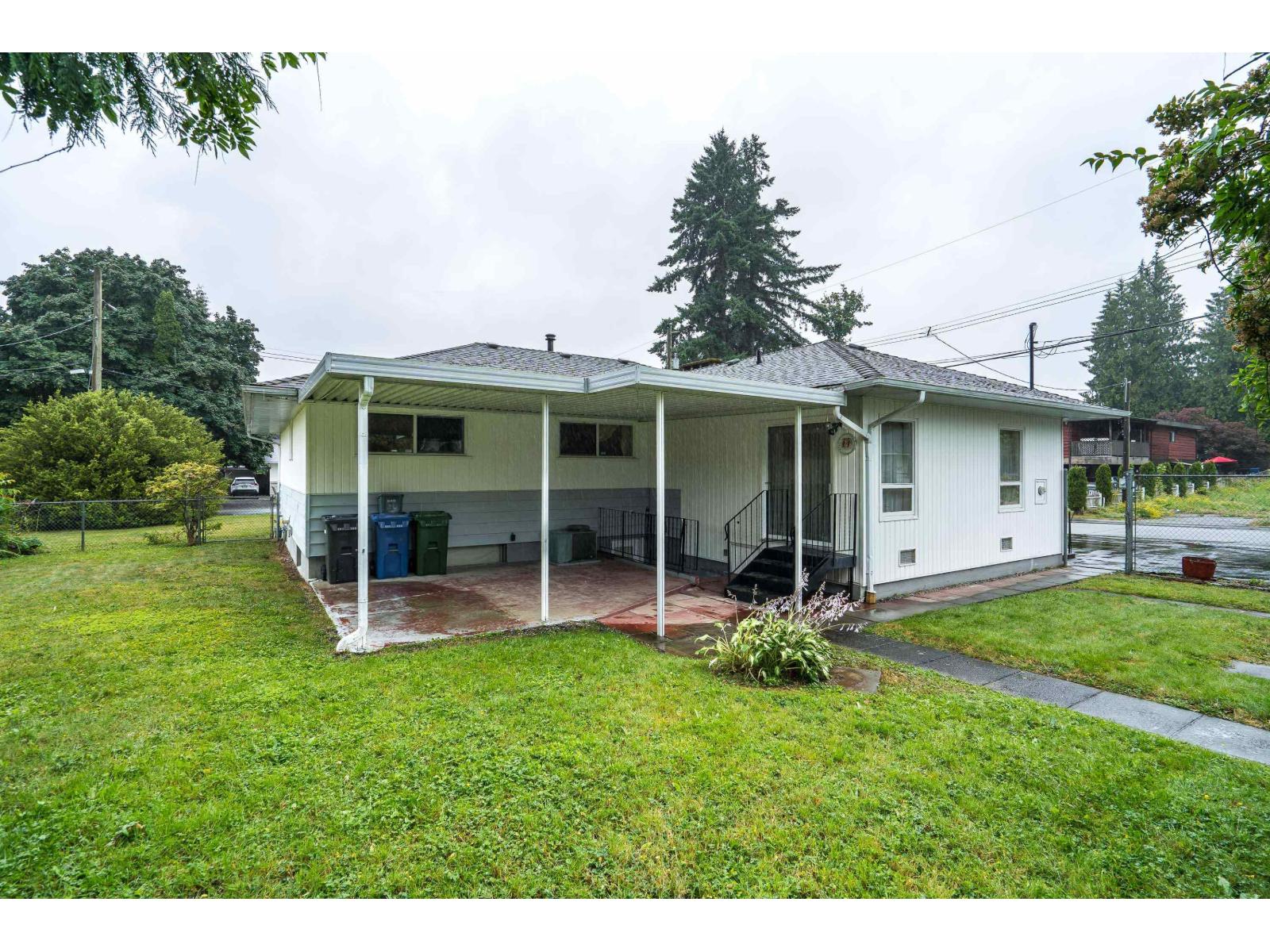 2084 Hollyberry Court Property Photo 37