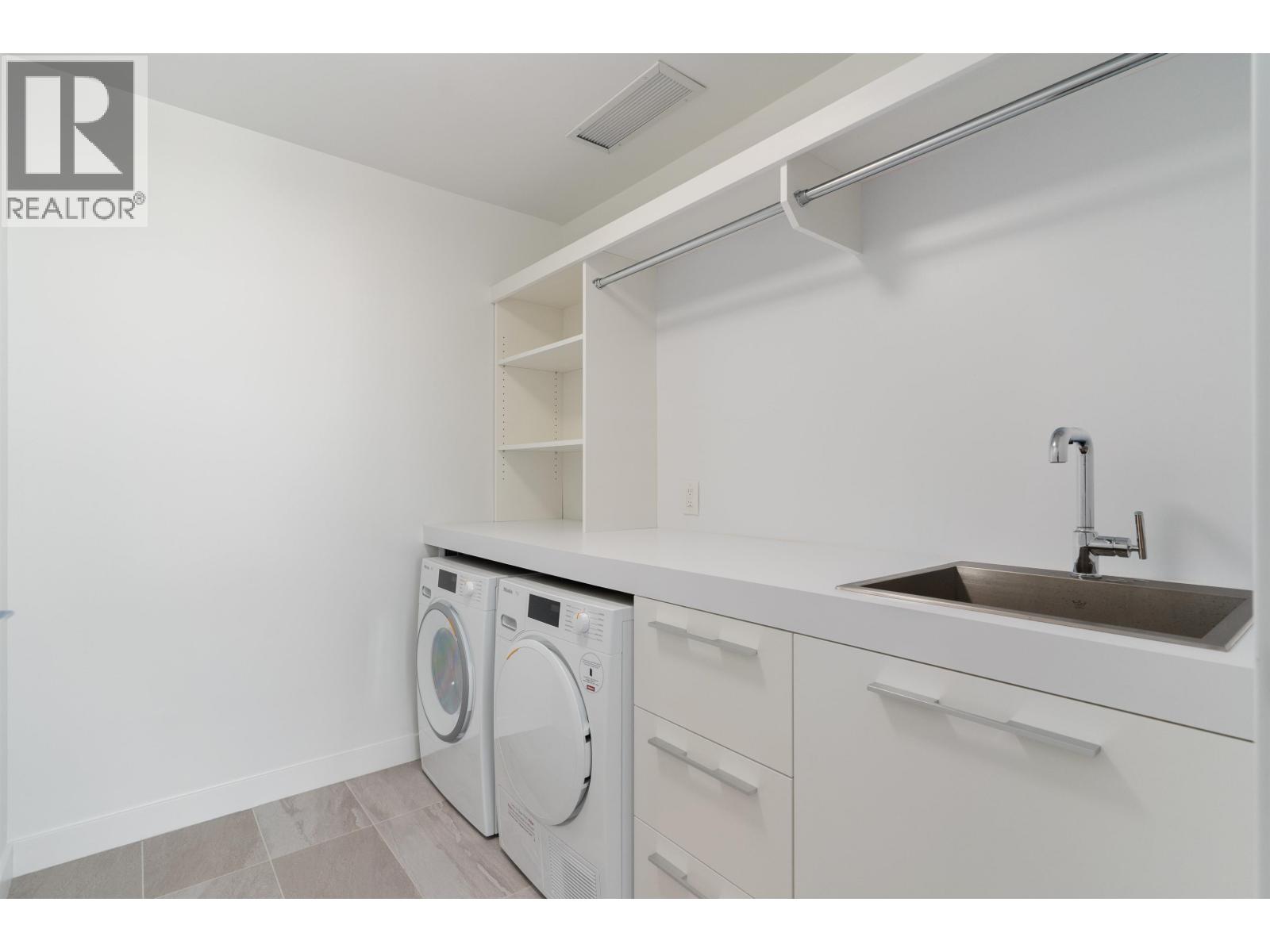1205 6622 Pearson Way Property Photo 19