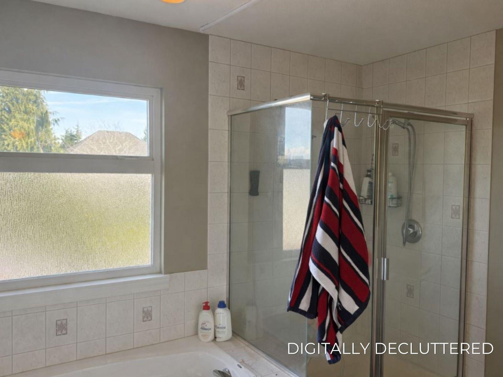 18267 64 Avenue Property Photo 9