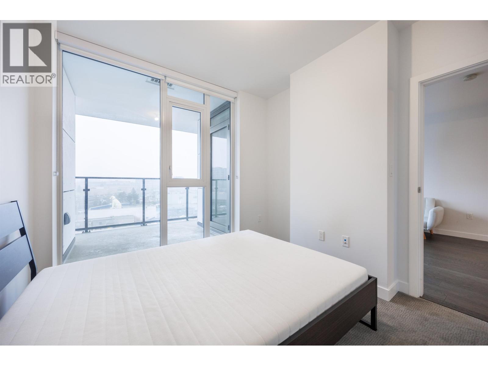 806 8155 Capstan Way Property Photo 12