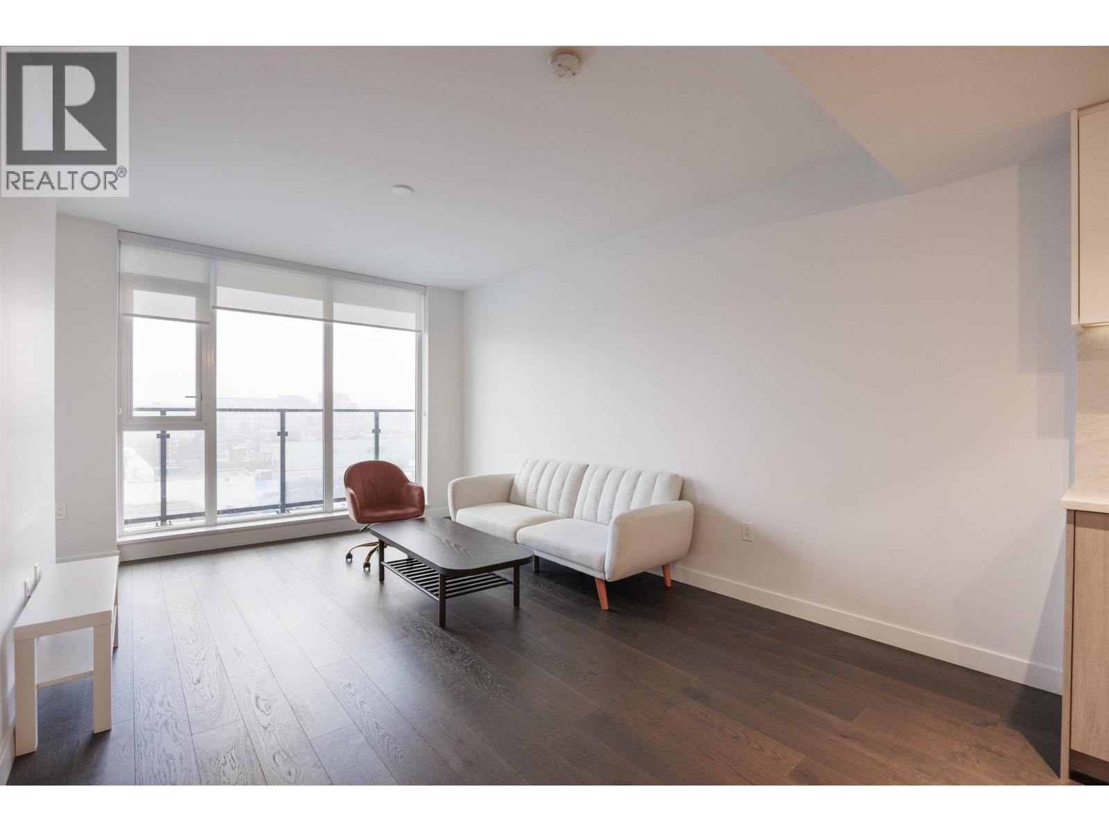 806 8155 Capstan Way Property Photo 15