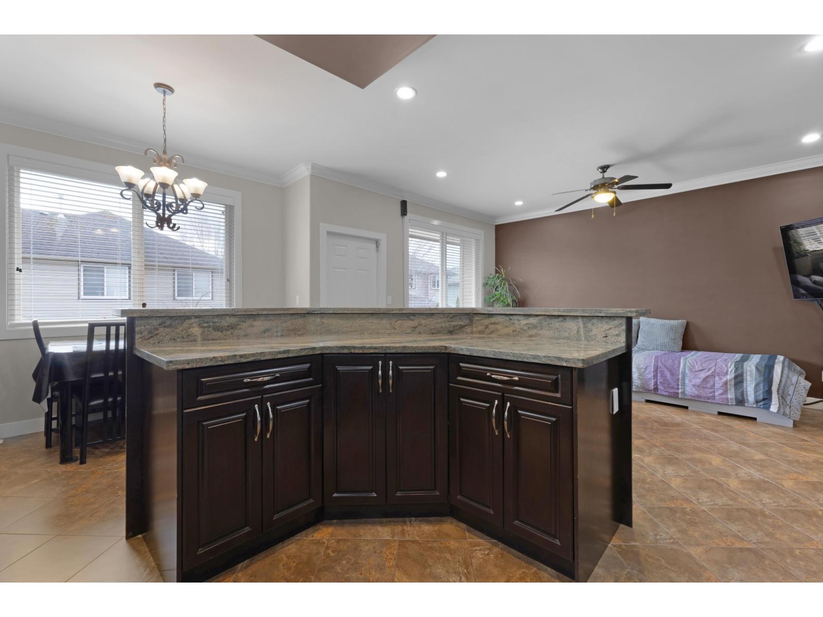 32460 Mitchell Avenue Property Photo 12
